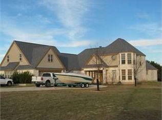 126 N Star, Bandera, TX 78003