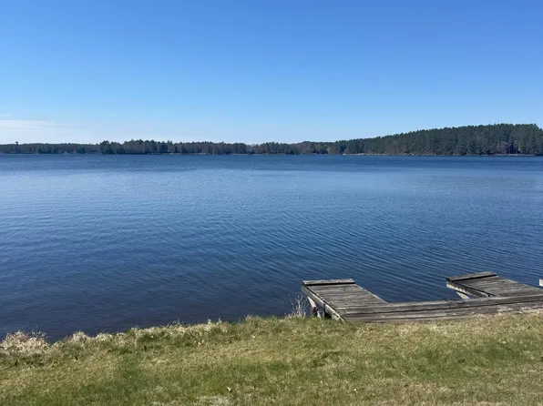 3 Eight O Clock Blvd, Manitowish Waters, WI 54545