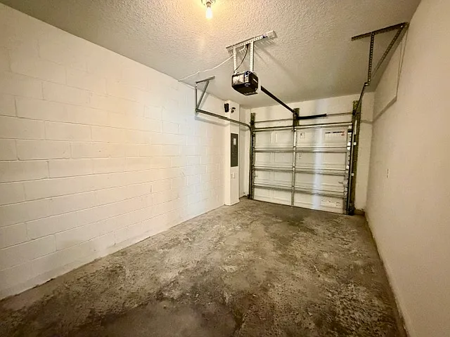 9035 Carlotta Way — Photo 20