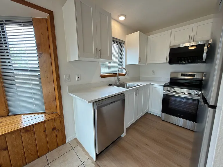 1307 Rufina Ln #1 — Photo 8