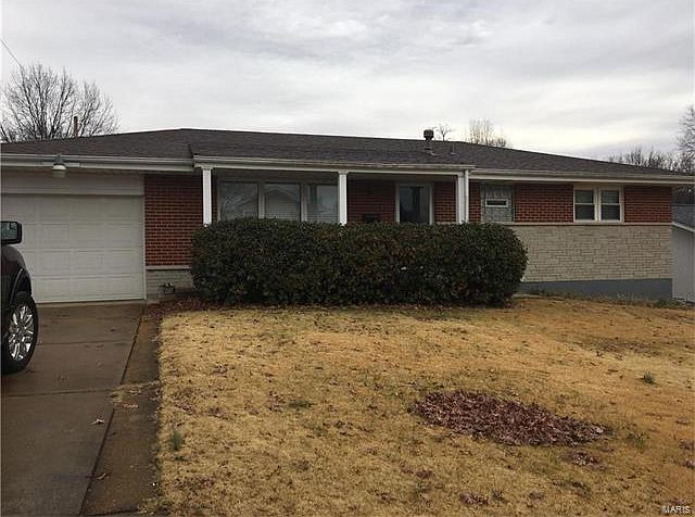 1st image of 2208 Eleanor Kay Dr