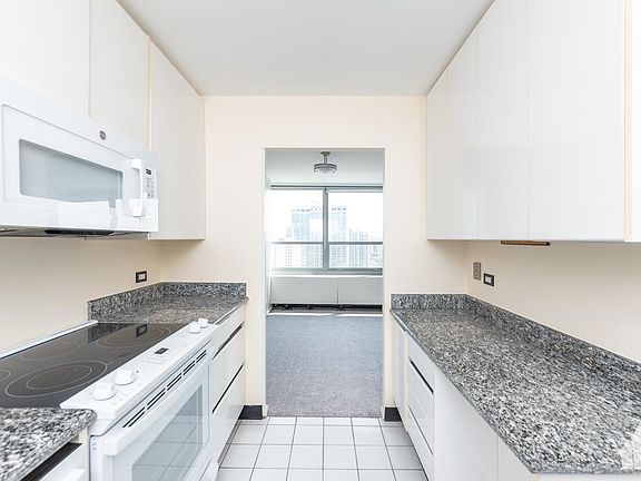 2nd image of 3552 N Lake Shore Dr #2710