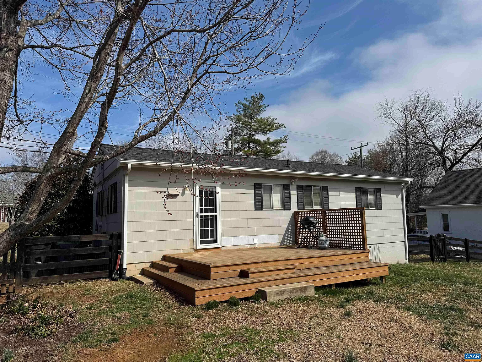 2 bed, 1.0 bath, 800 sqft, $2,250 — Photo 1