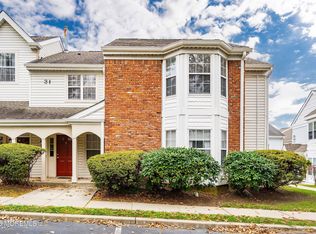 218 Tulip Ln, Freehold, NJ 07728