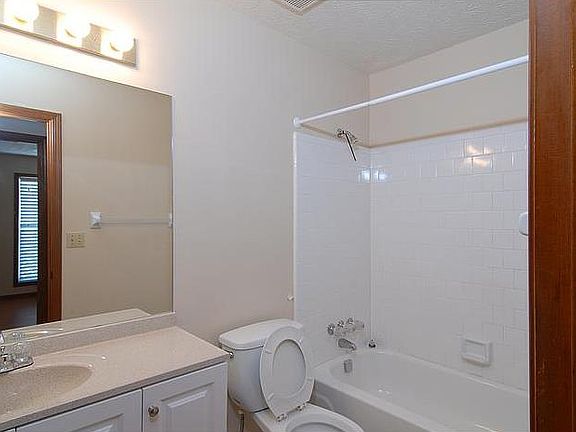 4th image of 1207 Peninsula Trce