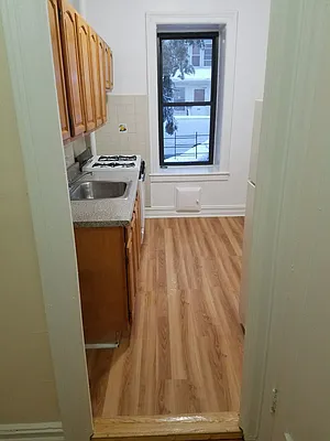 Rented by Grand Group Realty | media 5