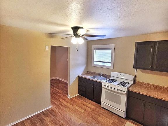 2nd image of 1547 E Ann Arbor Ave