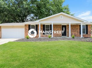 12 Oakshire Ct, Saint Peters, MO
