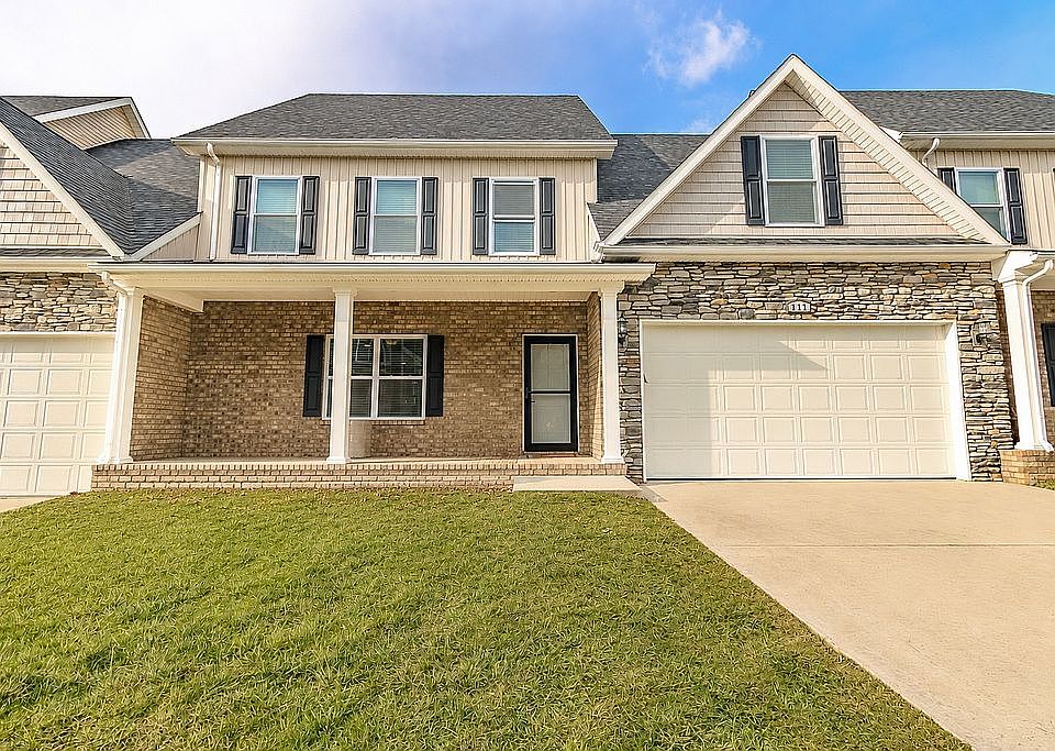 1st image of 107 Red Oak Ln