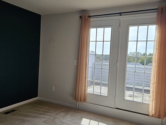 4th level bedroom with access to rooftop