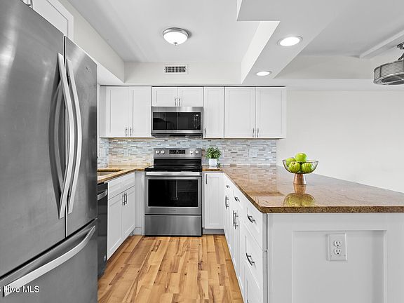 5th image of 1403 Canal Drive # 10
