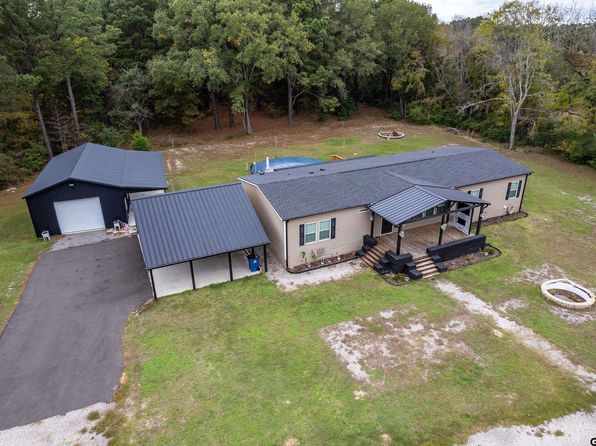 104 Barto St, Arp, TX 75750