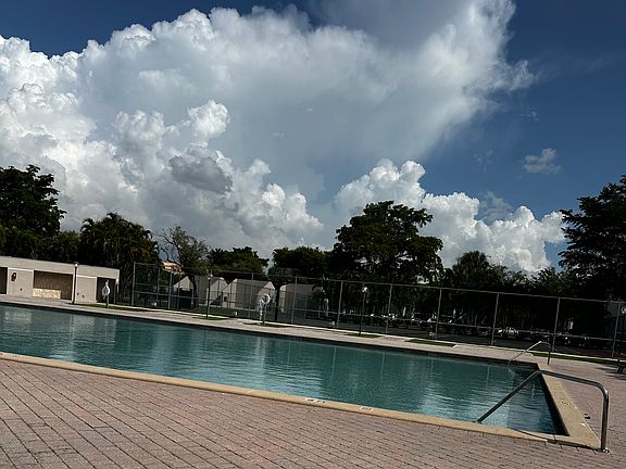 3rd image of 8400 SW 133rd Avenue Rd APT 307