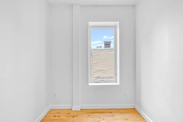 Sold by Douglas Elliman | media 37