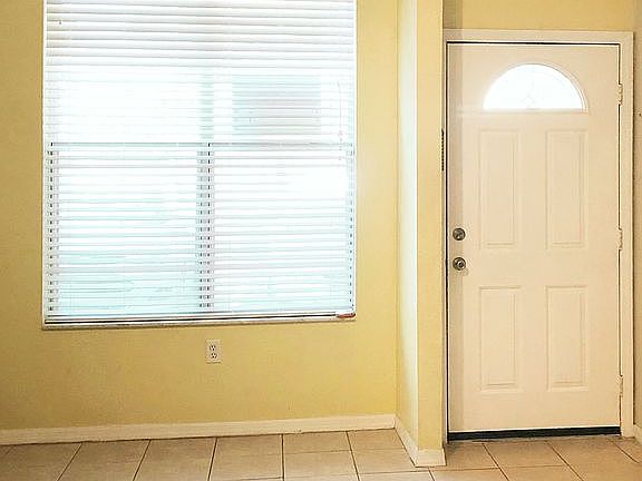 Entryway & living room