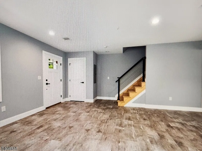 2 bed, 2.5 bath, $2,800 — Photo 3