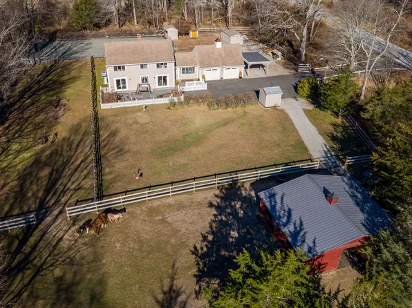 124 Brushy Hill Rd, Newtown, CT 06470