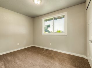 11917 4th Ave E, Tacoma, WA 98445