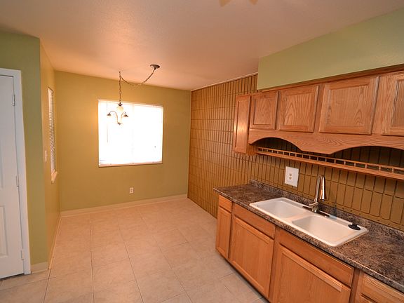 5th image of 1919 W 3650 S APT 3