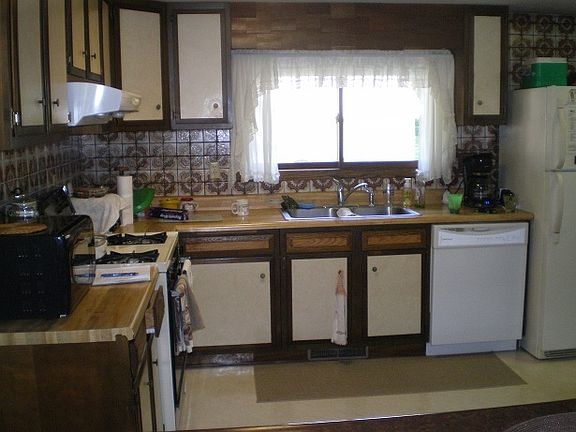 5th image of 615 Illinois Ave