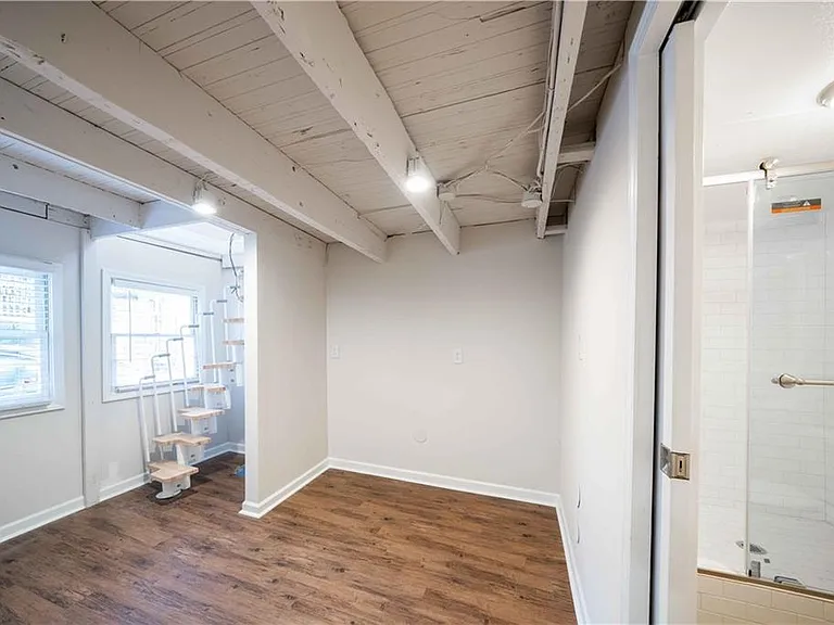 716 Lakeview Ave NE #5 — Photo 14