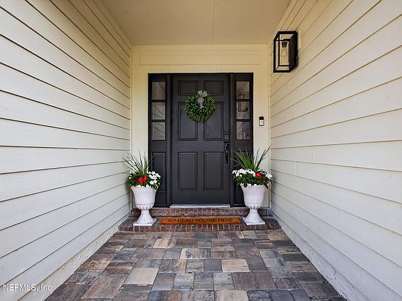 5th image of 14379 POND PLACE Drive