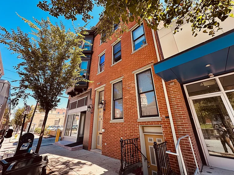 31 S Duke St #6 — Photo 1