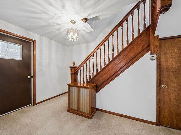 4th image of 145 W Campbell St