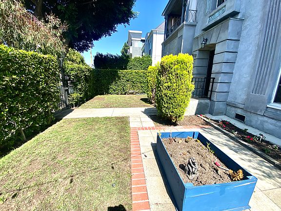 2nd image of 8570 W Olympic Blvd #8570