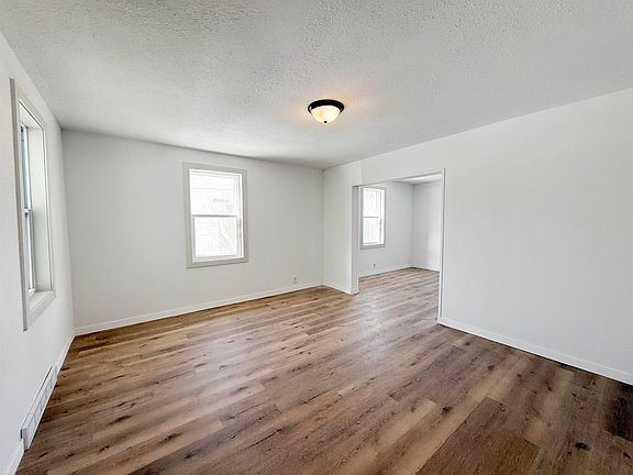 3rd image of 313 E Center St