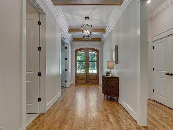 4th image of 6088 Reynolda Trce