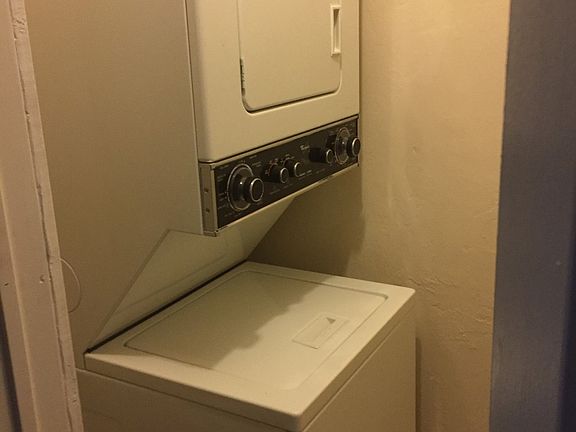 3rd image of 5125 NE 22nd Ave APT A1