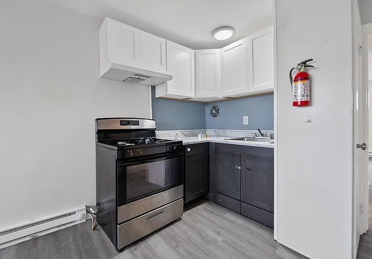 2020 Woodlynne Ave #2022B — Photo 3