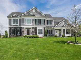 90 Coventry Rdg, Pittsford, NY 14534