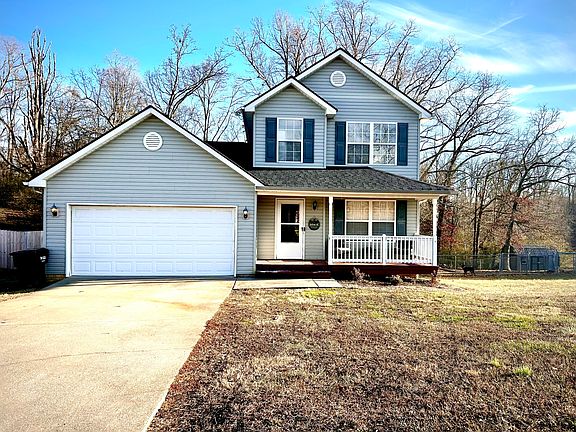 2nd image of 265 Farmingdale Pl SE
