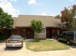 8462 Bayou Fountain Ave, Baton Rouge, LA 70820