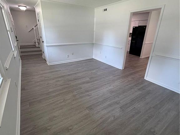 5th image of 931 Jouett Dr