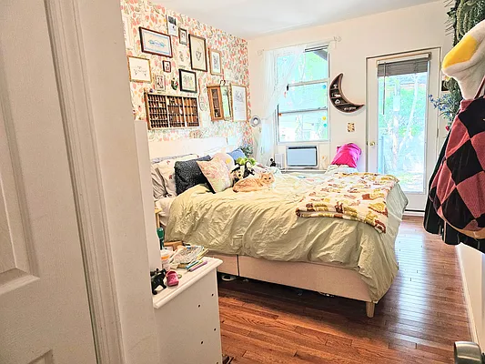 Rented by Virtual Real Estate | media 10