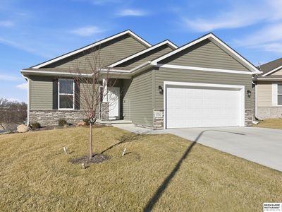 17512 Greenleaf St, Omaha, NE, 68136