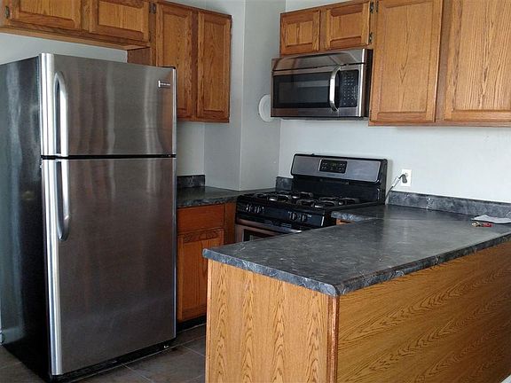 2nd image of 3918 Center Ave
