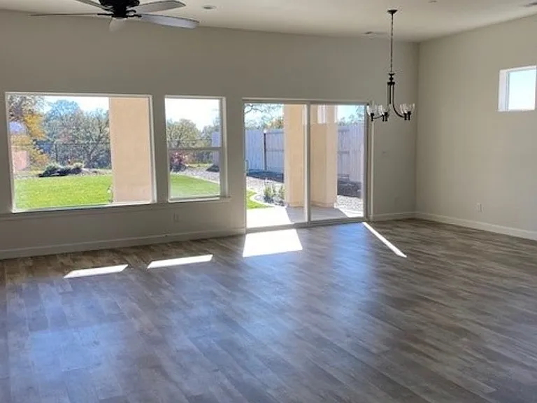 4665 Pleasant Hills Dr — Photo 5