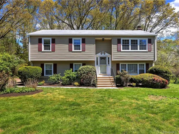 110 Duane Place, Bridgeport, CT 06610