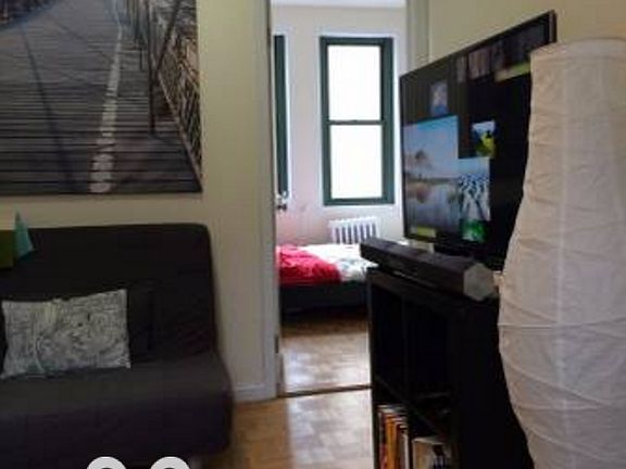2nd image of 542 E 79th St APT 1A