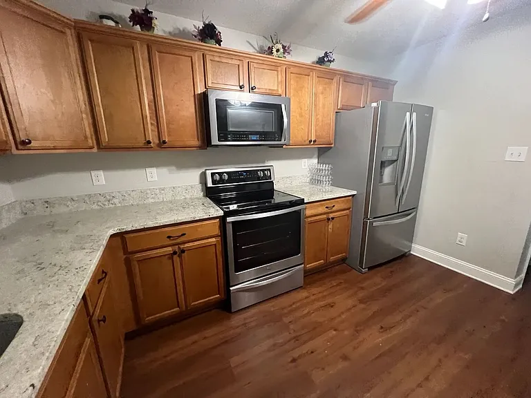 314 Springcreek Ct — Photo 10