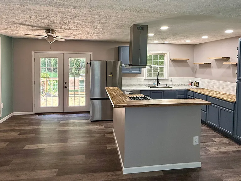 3745 Hunting Creek Rd — Photo 4