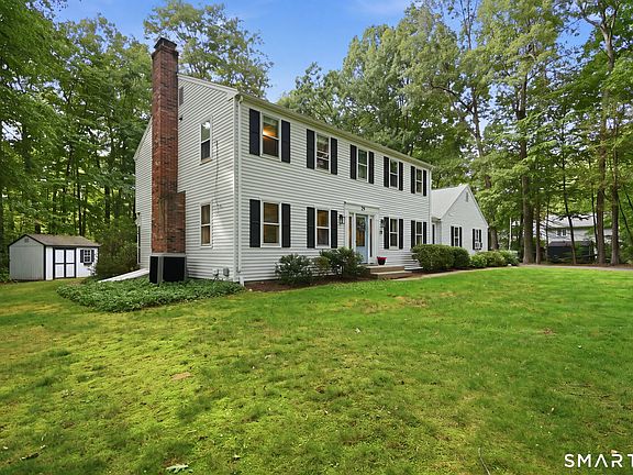 2nd image of 39 Laurel Lane