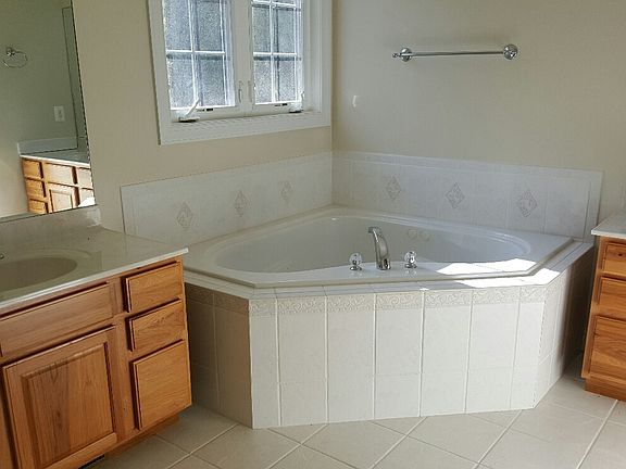 2nd image of 12351 Victory Ct