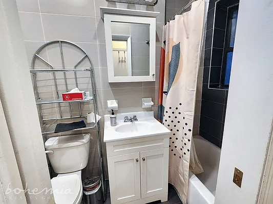 Rented by Bohemia Realty Group | media 5