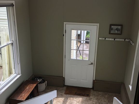 Breezeway / mudroom