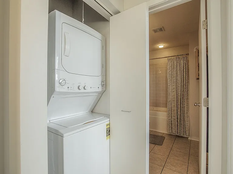 2107 Grand Ave #408 — Photo 14